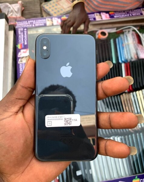 iPhone X