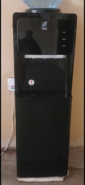 Water dispenser