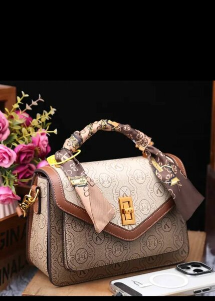 Sac à main élégant motif floral