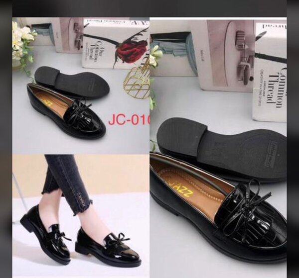 Corporate flat shoes