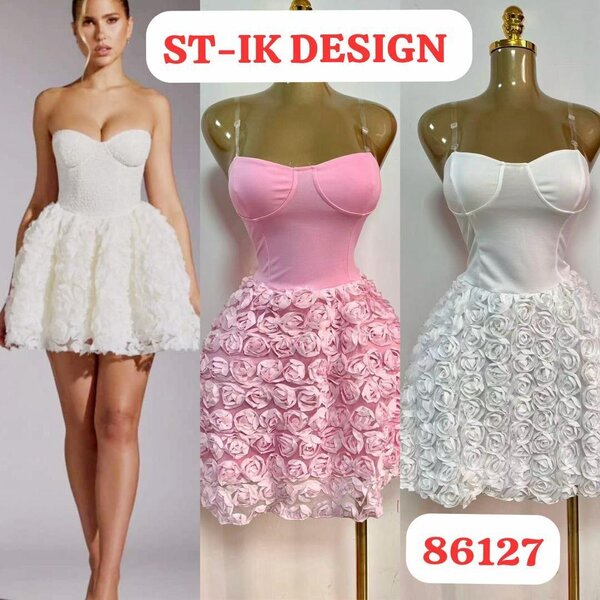 Robe de soirée en dentelle rose et blanche