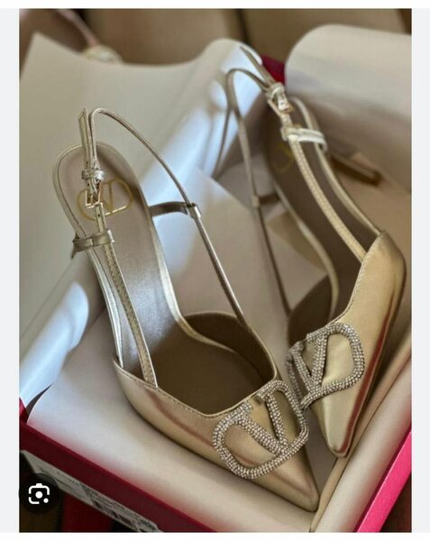 Valentine heel