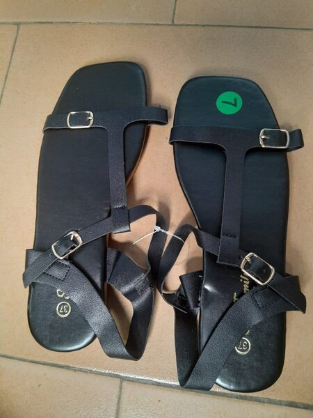 Sandales élégantes en cuir
