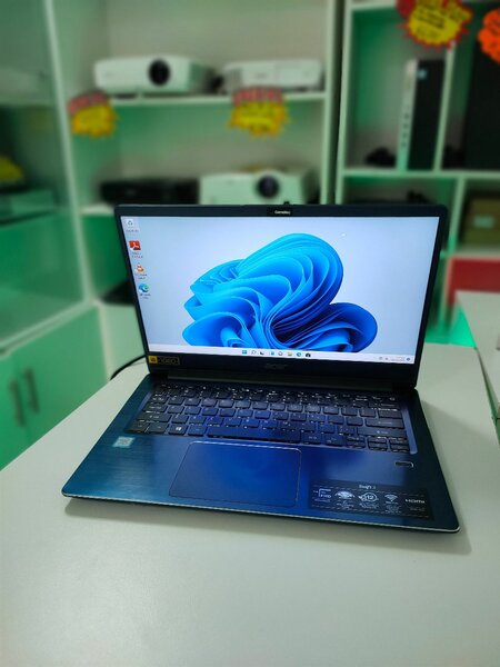 Acer swift