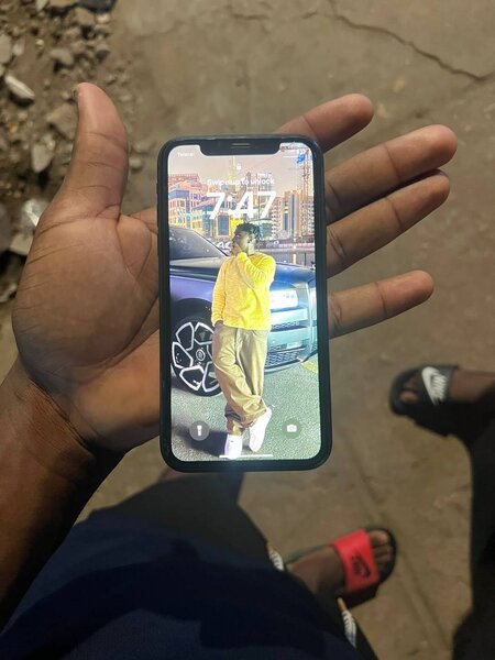 iPhone 11