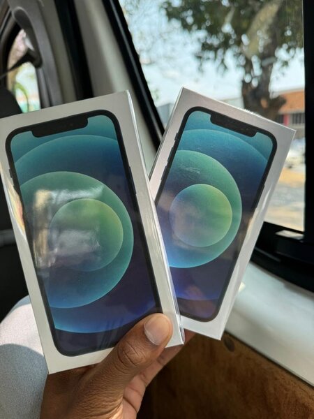 iPhone 12 128gn