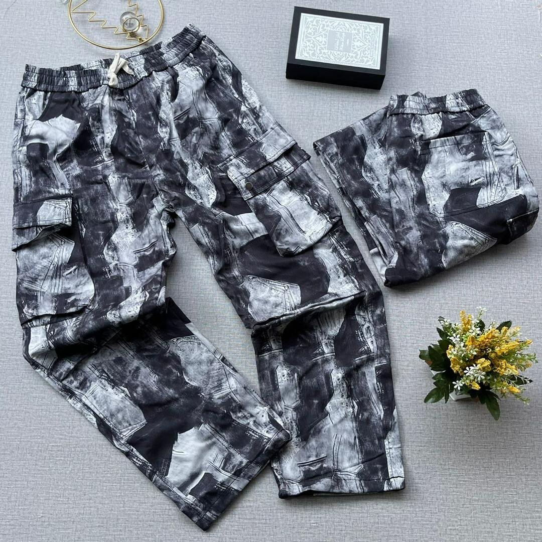 Cargo pants