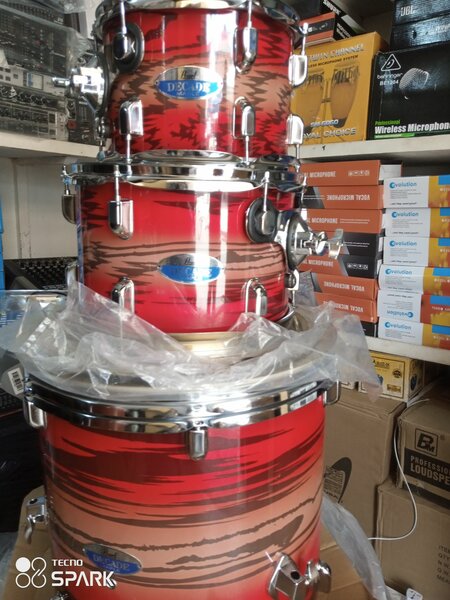 Pearl Drums set