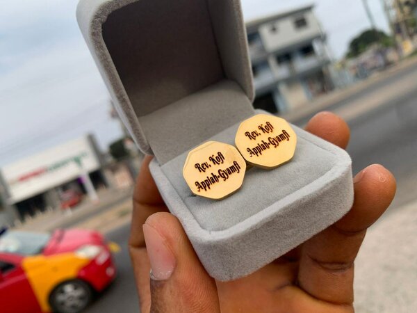 Cufflinks