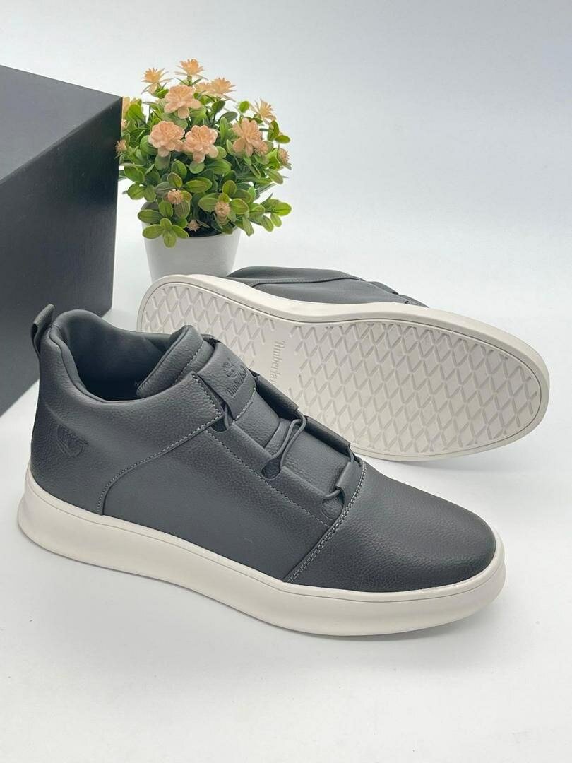 Fashion shoes