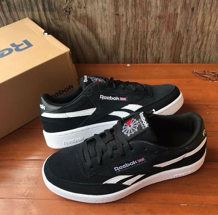 REEBOK CLASSIC