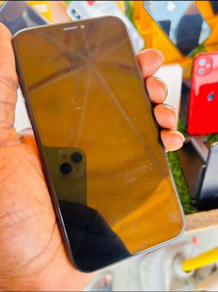 ROGGER IPHONES