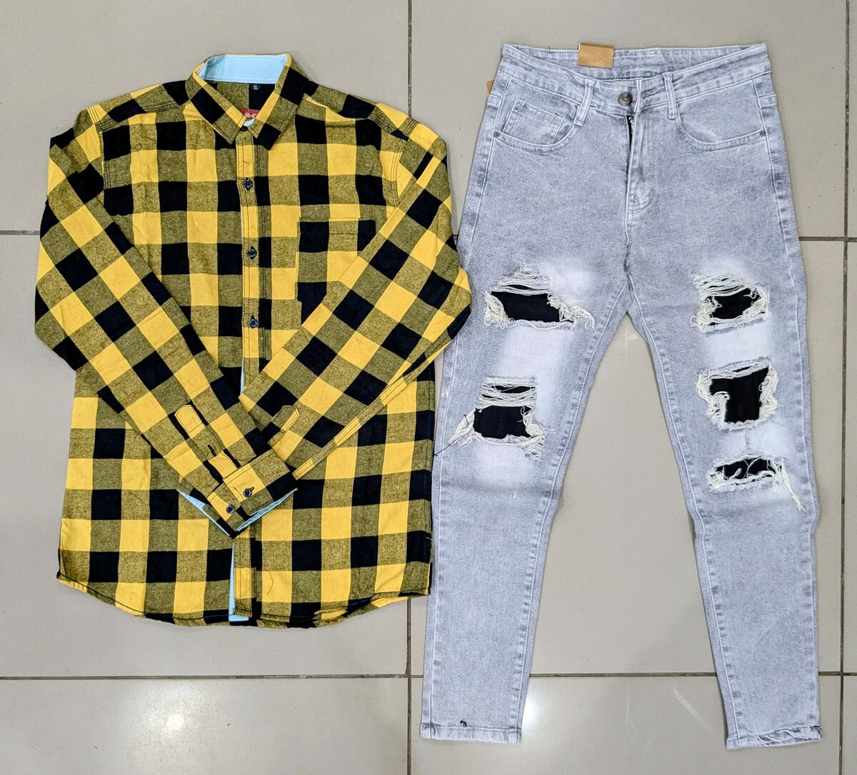 Checked shirt+Jean