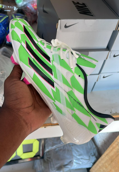 ADIDAS ADIZERO 