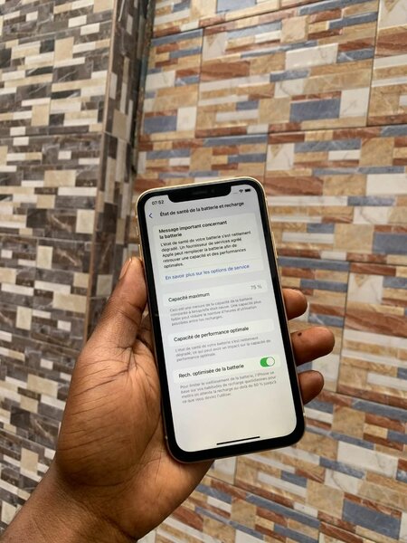 iPhone XR Jaune Débloqué 64Go