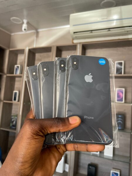 iPhone X