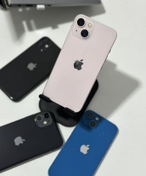 iPhone 13