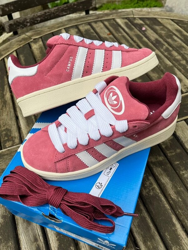 Adidas campus