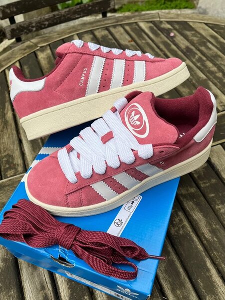Adidas campus