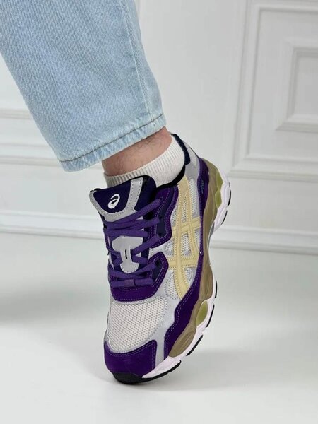 ASICS CLASSIC