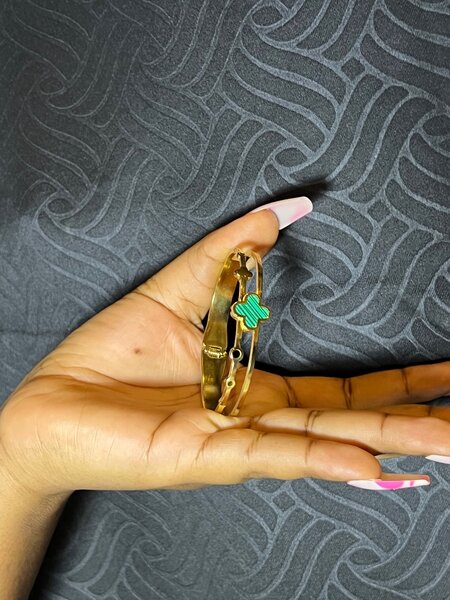 Gold bracelet