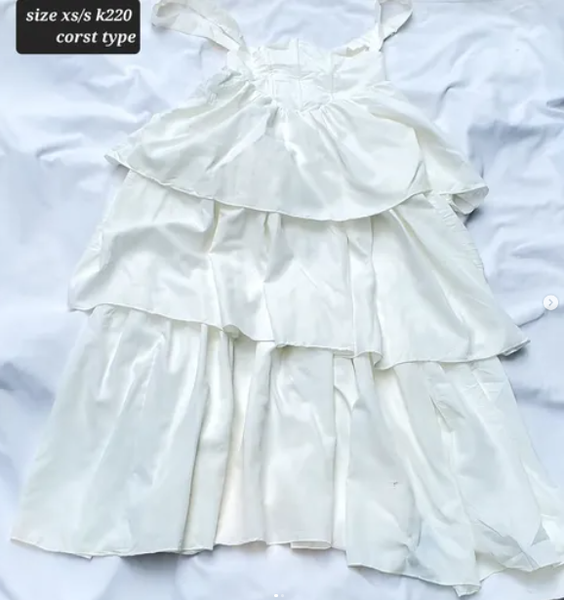 white dress