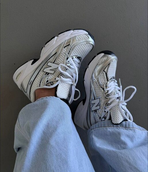New balance 740