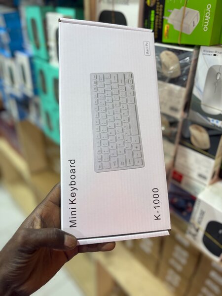 Clavier avec fils