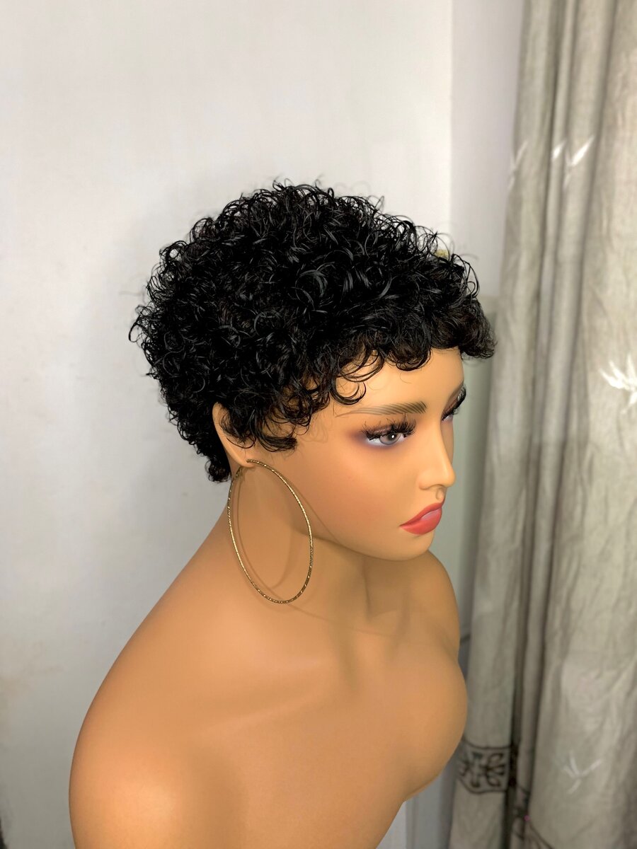 Short wet curls