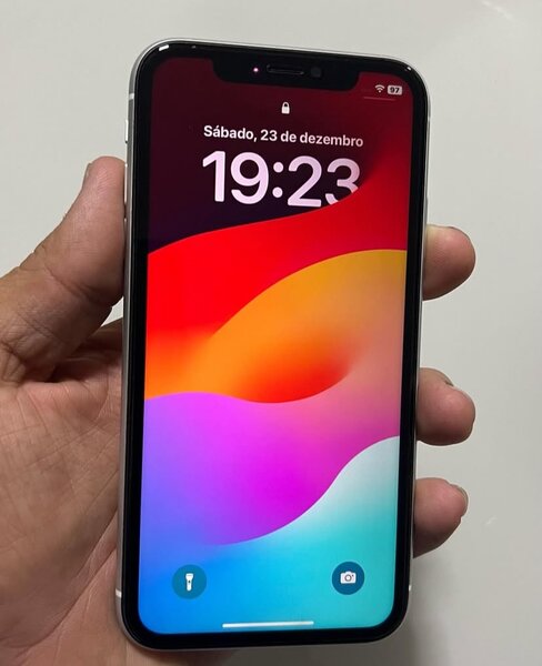 iPhone XR