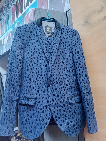 Men's  Suit