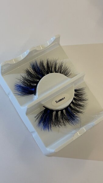 Faux cils