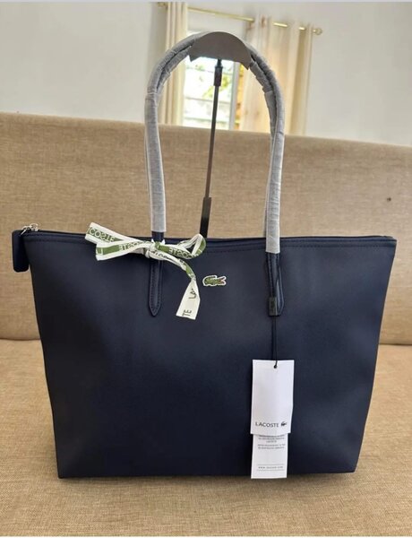 Sac Lacoste
