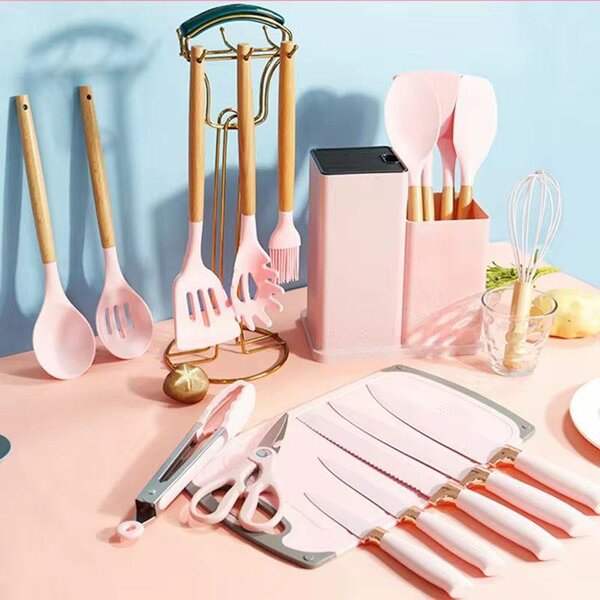 Ensemble d'ustensiles de cuisine élégant