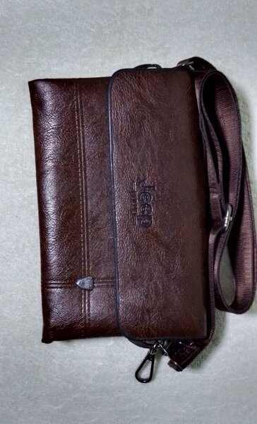 Men side and hand purse