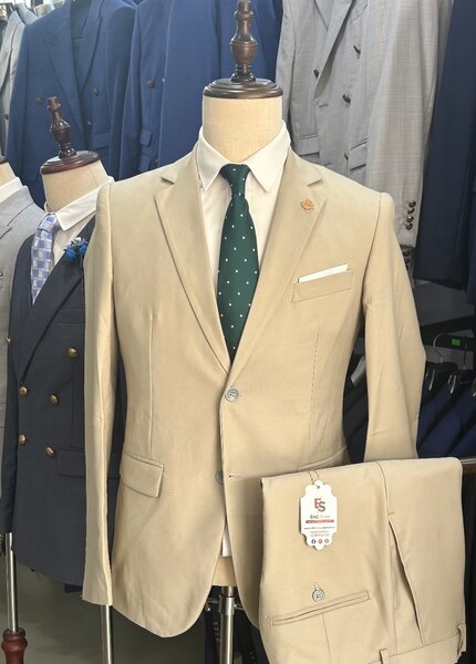 Costumes hommes