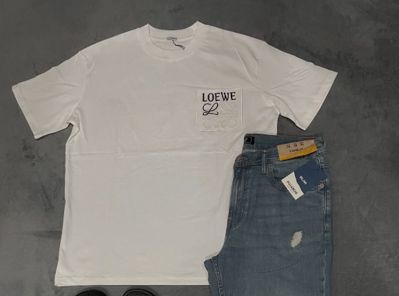 white t-shirt