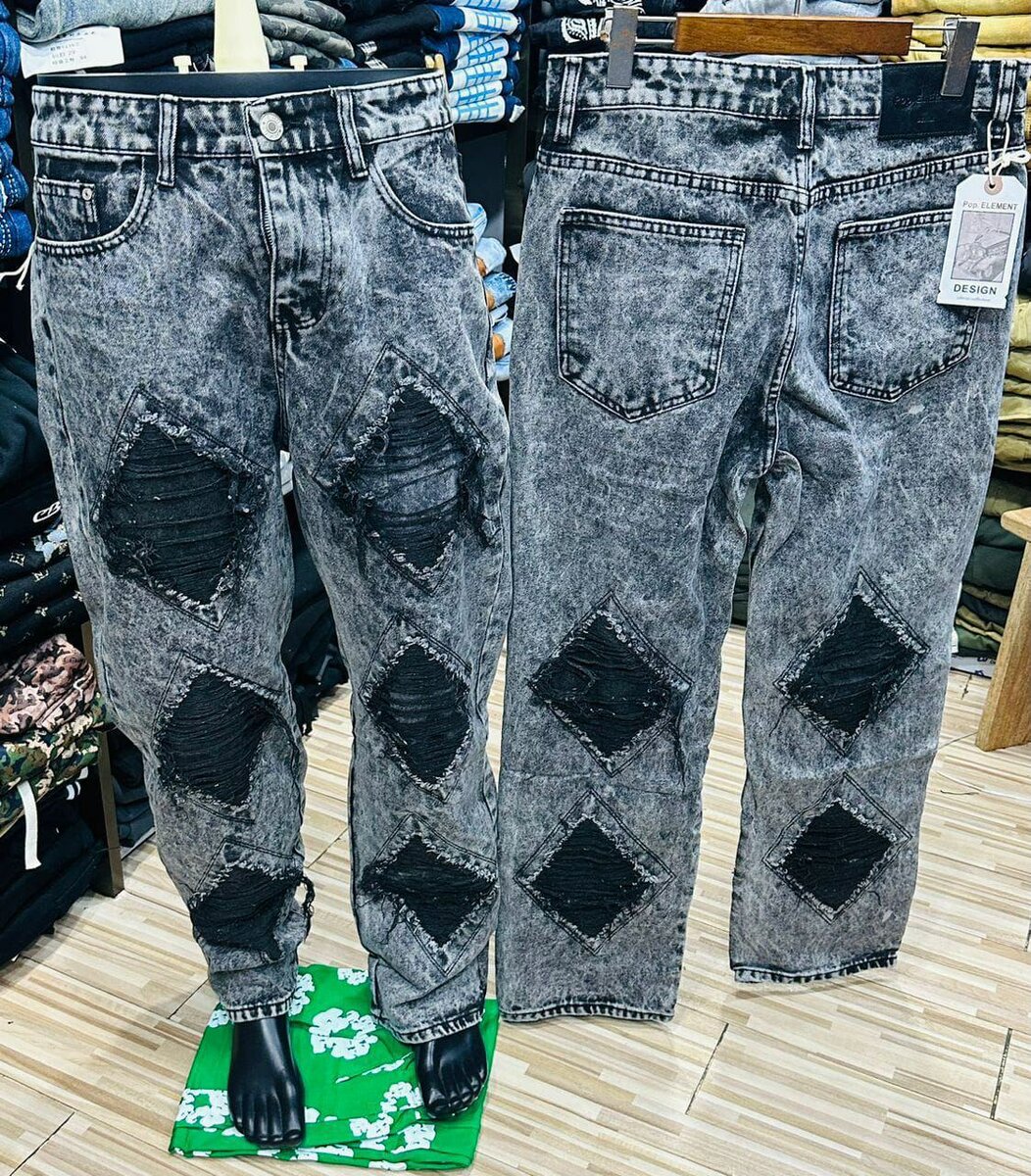 Baggy jeans
