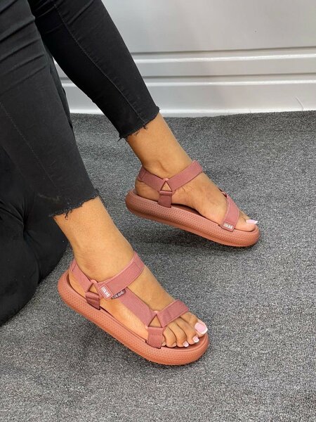 Fancy sandle