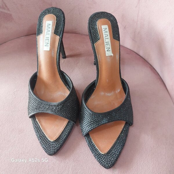 Malien Footwear