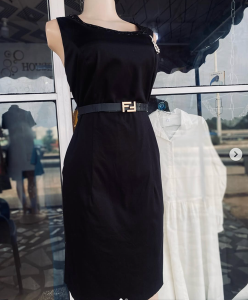 black dress