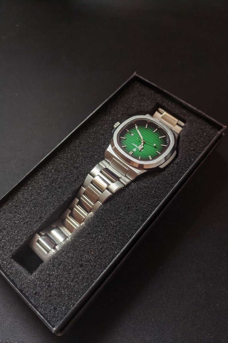 MONTRE POEDEGAR