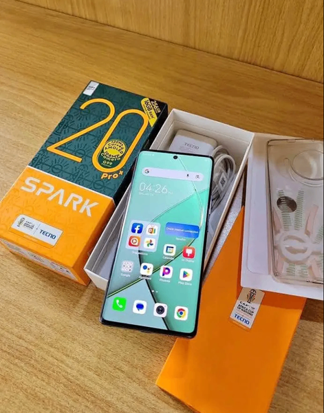 Tecno Spark 20 Pro Téléphone