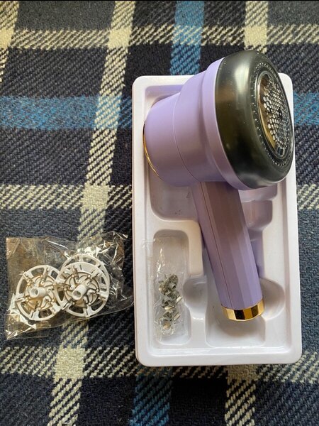 Lint remover