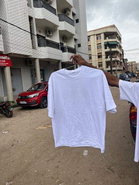 T-shirt blanc imprimé tendance