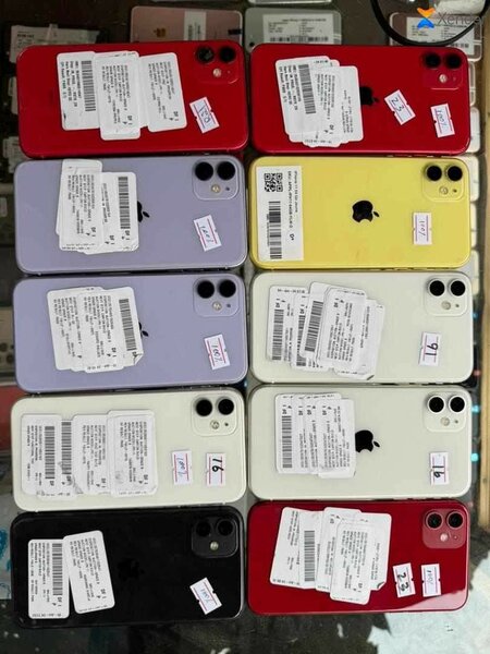 IPHONE 11 SIMPLE CAPACITÉ 64GB ÉTAT 10/10