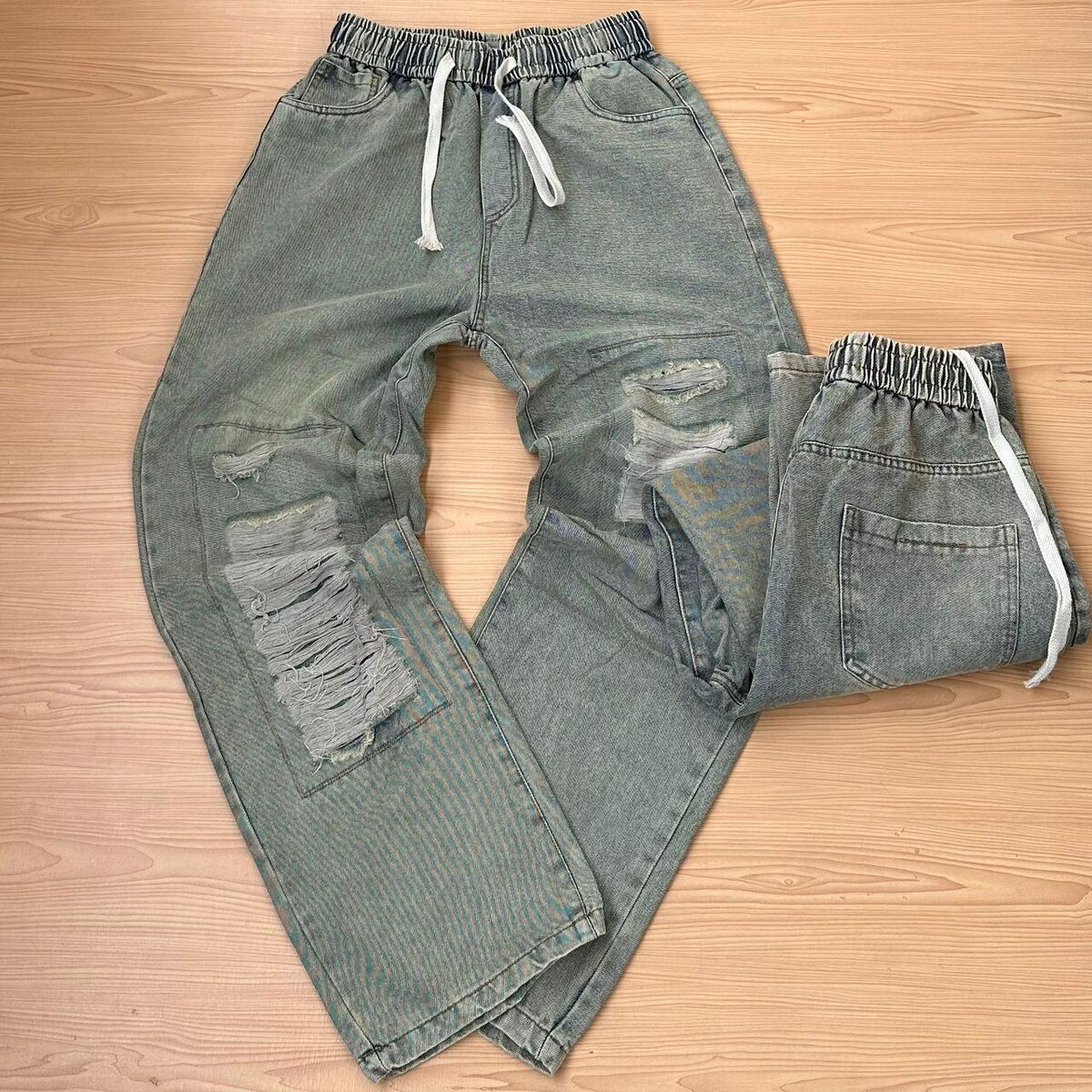 Baggy jeans