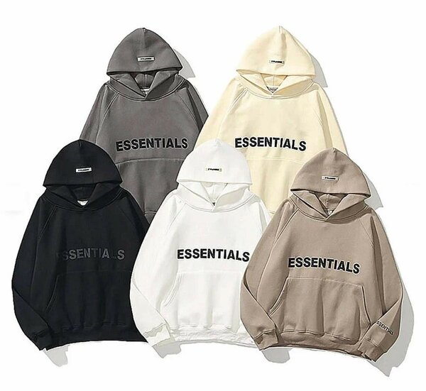 Pull essentiel avec capuche