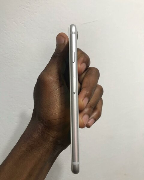 iPhone 8