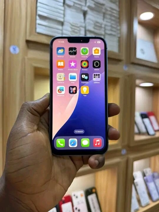 iPhone 13 Bleu - 128 Go